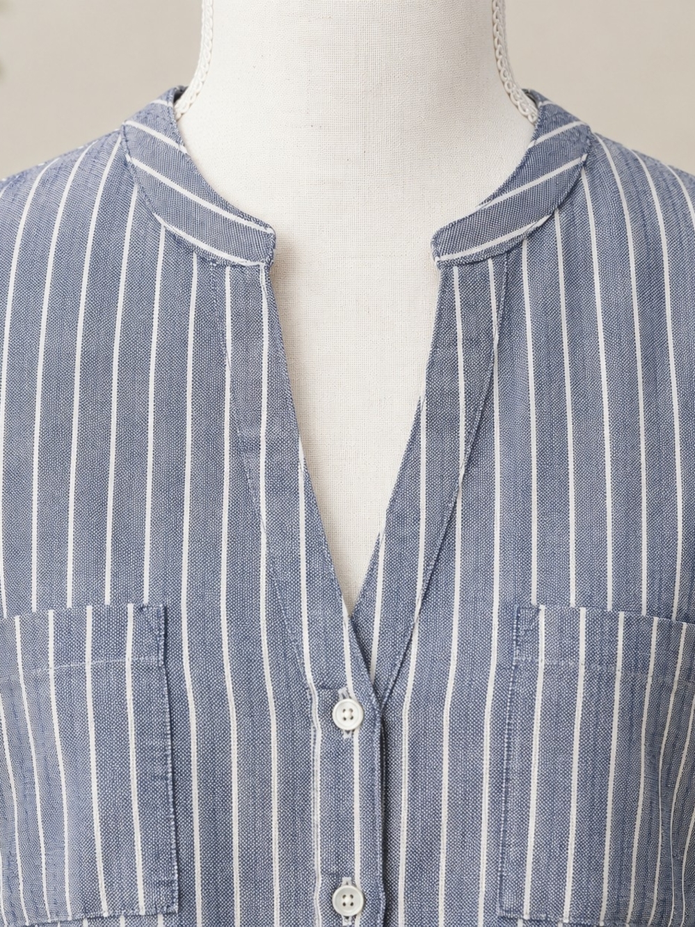 Nine West Blue and White Striped Button-Down Shirt MP NWT - Picture 5 of 9